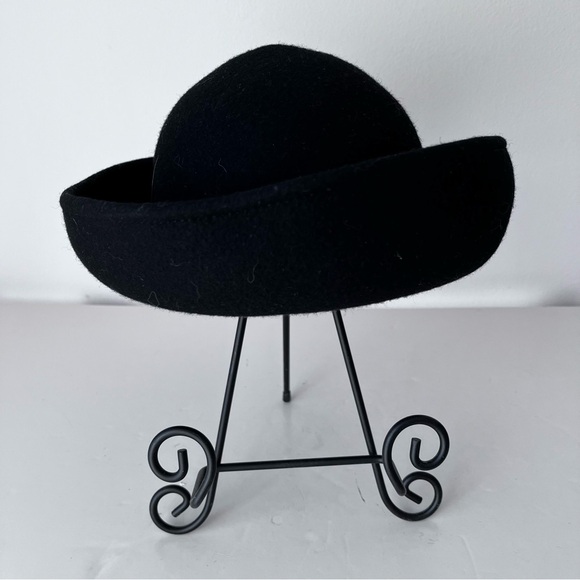 Women’s Black Wool Felt Hat Breton Roller Cloche Vintage - Picture 2 of 10